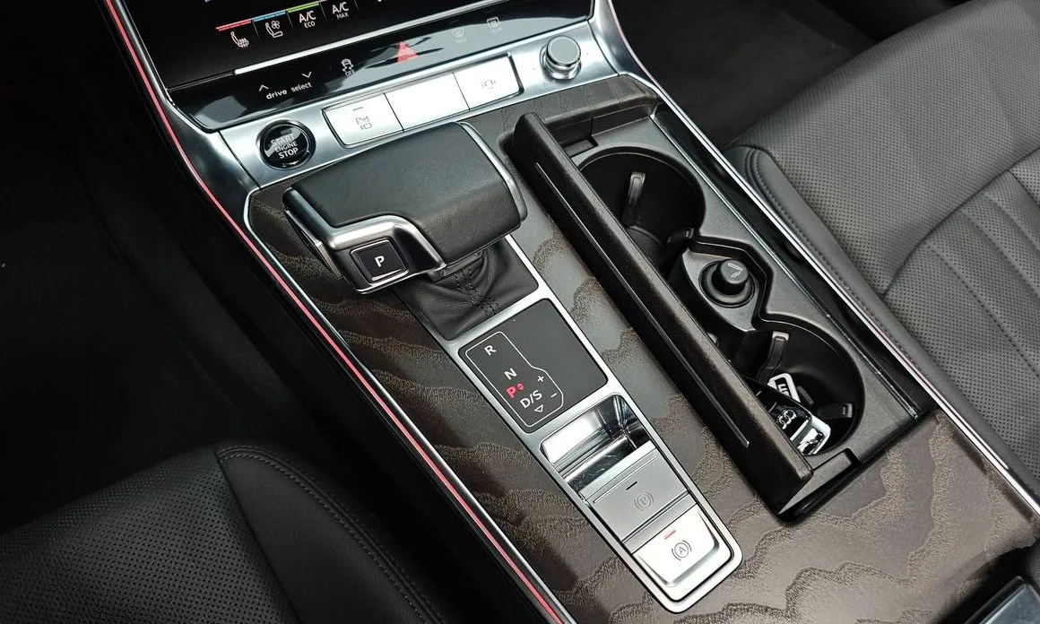 Audi A6 — фото 9