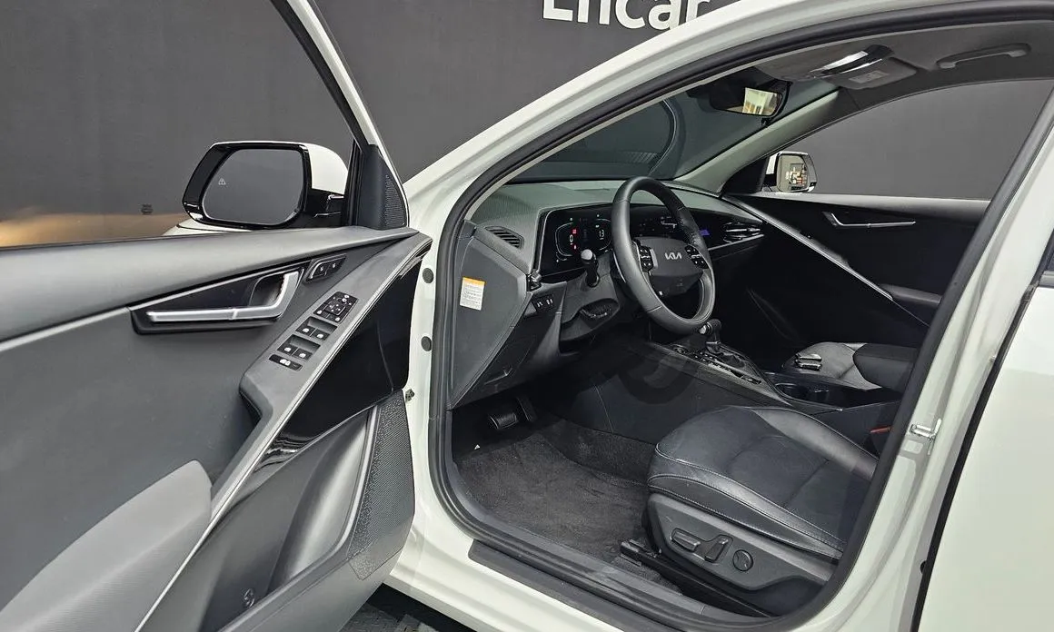 Kia Niro — фото 10
