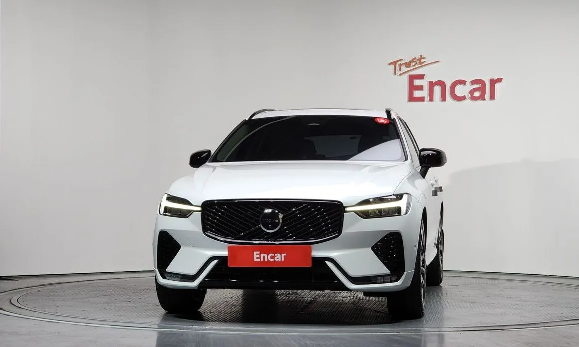 Volvo XC60 — фото 2