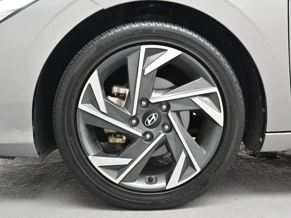 Hyundai AVANTE — фото 10