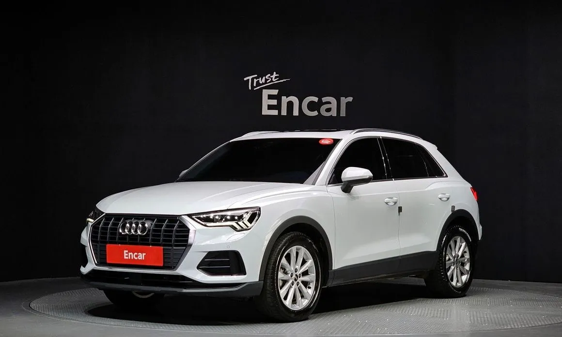 Audi Q3 — фото 1