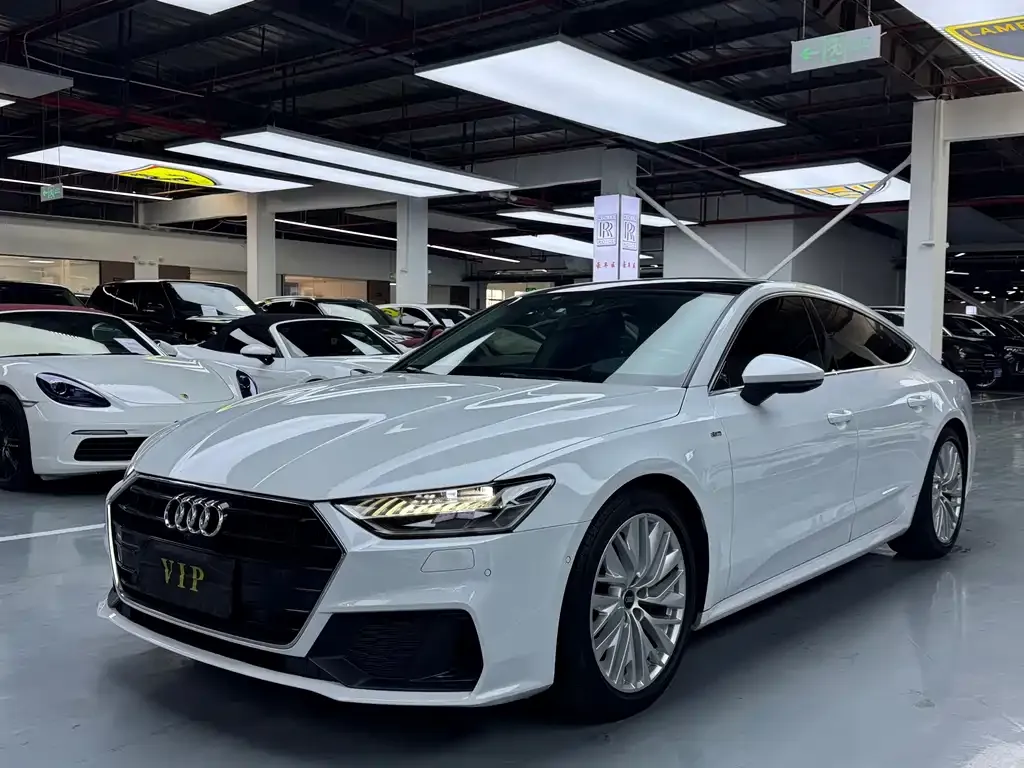 Audi A7 — фото 1