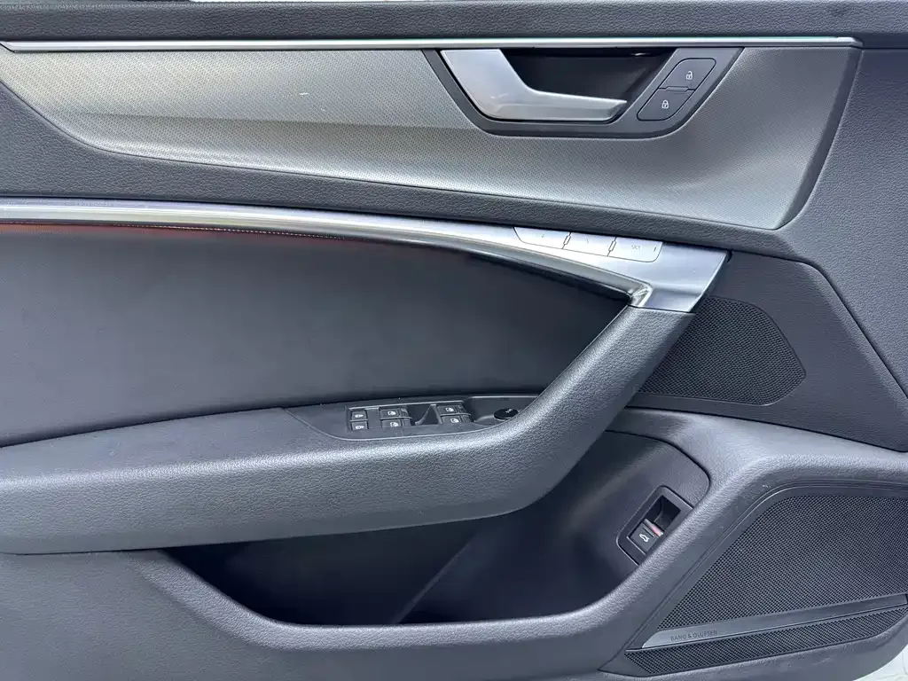 Audi A7 — фото 10