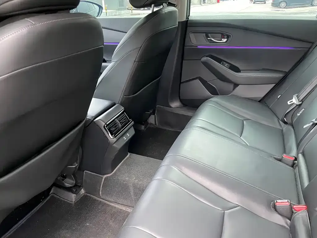 Honda Accord — фото 4