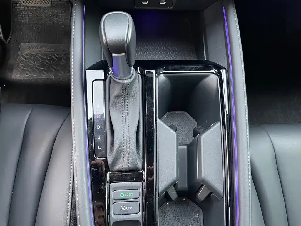 Honda Accord — фото 3