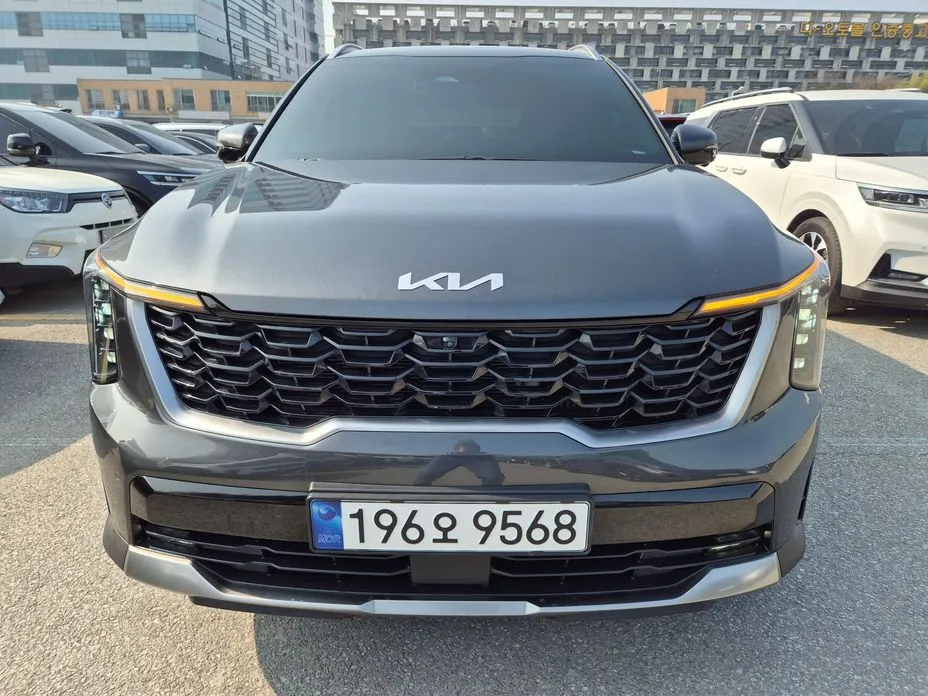 Kia Sorento — фото 1