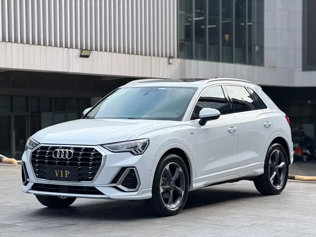 Audi Q3 — фото 4
