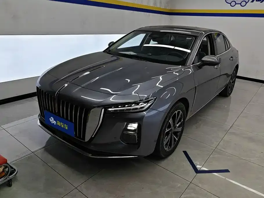 Hongqi H5 PHEV — фото 1