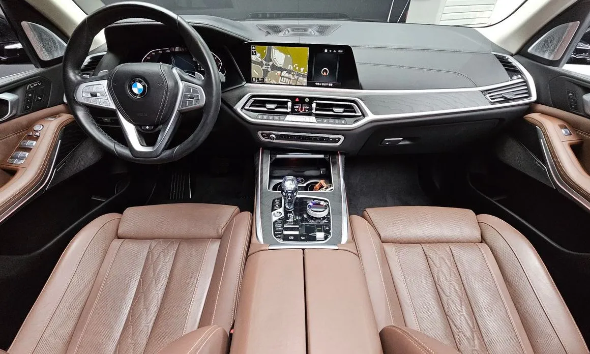 BMW X7 — фото 8