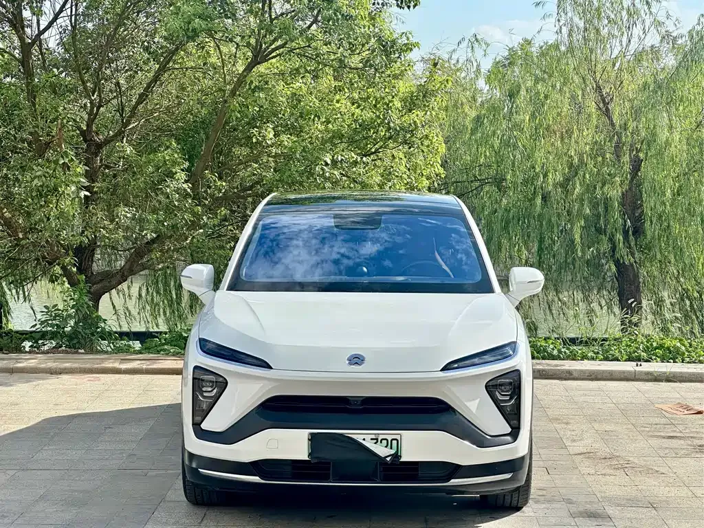 NIO EC6 — фото 2