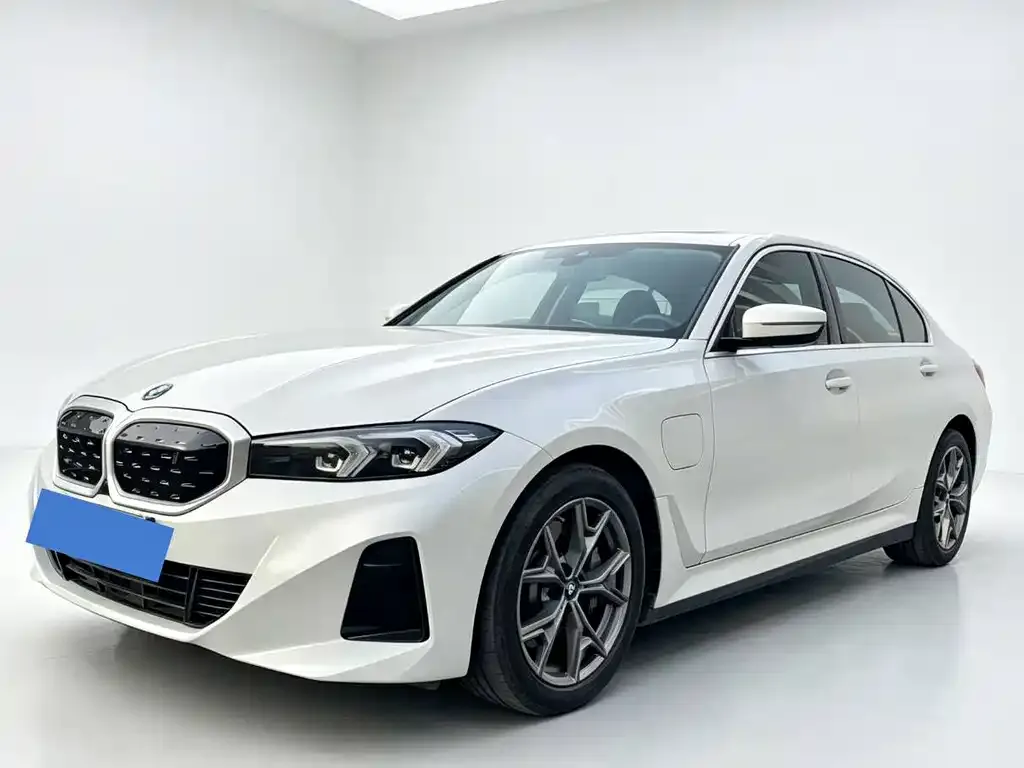 BMW i3 — фото 1