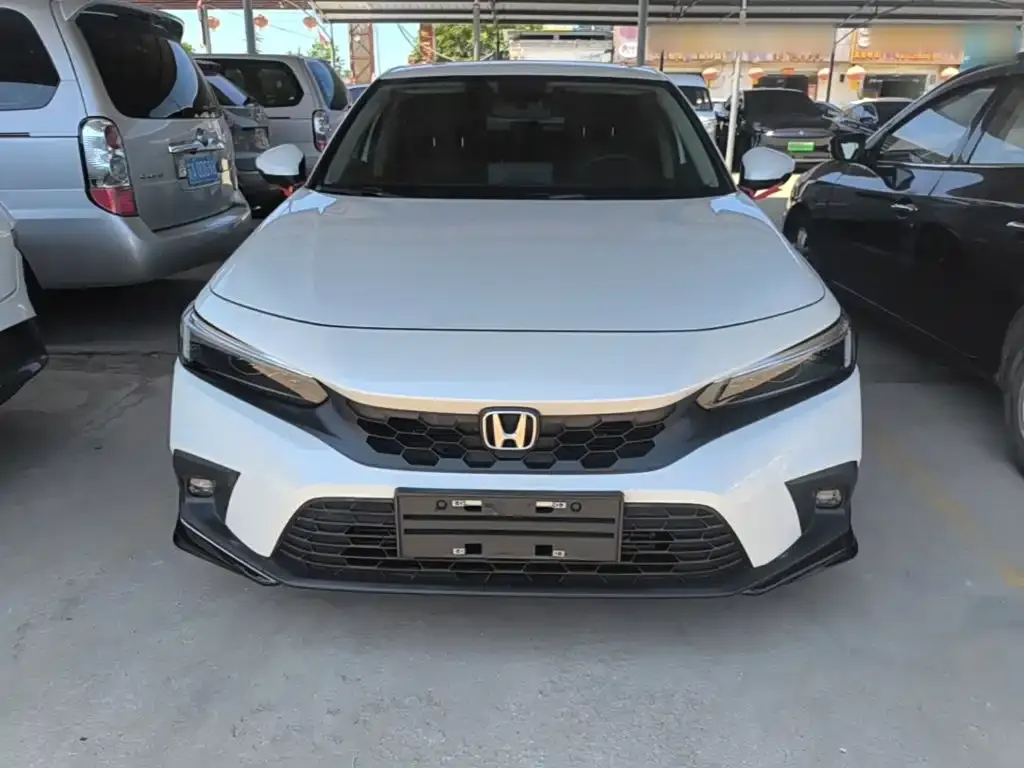 Honda Civic — фото 10