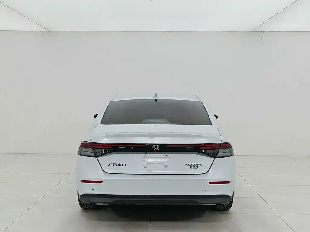 Honda Accord — фото 2
