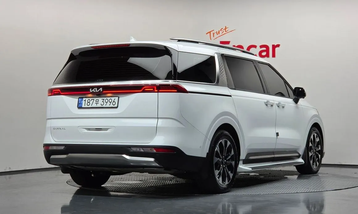 Kia Carnival — фото 3