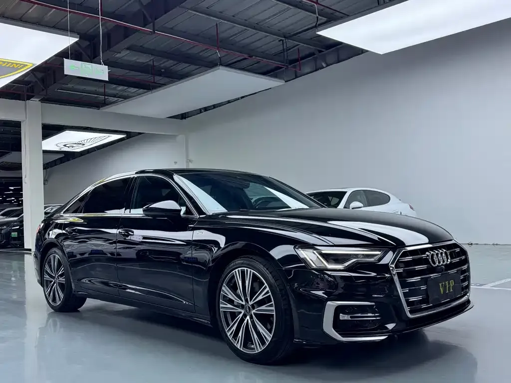 Audi A6L — фото 5