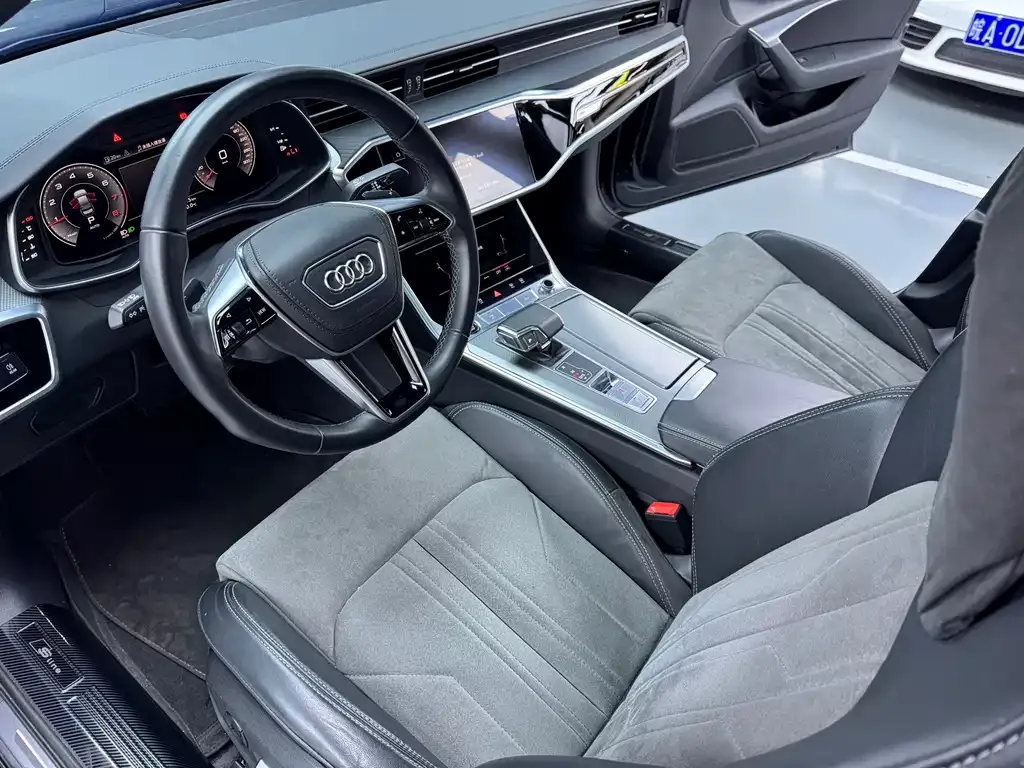 Audi A6L — фото 4