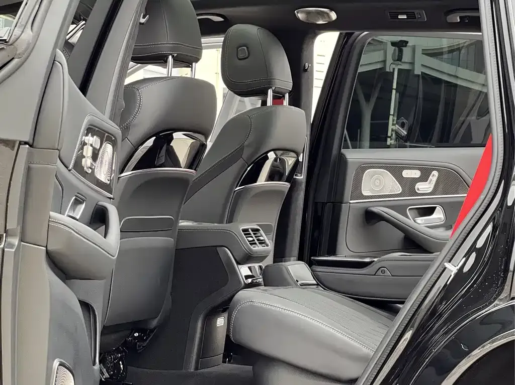 Mercedes-Benz GLS AMG — фото 10