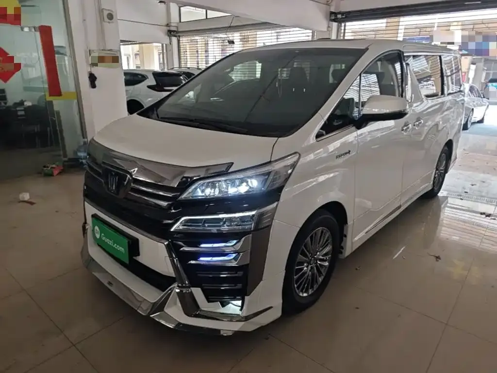 Toyota Vellfire — фото 4