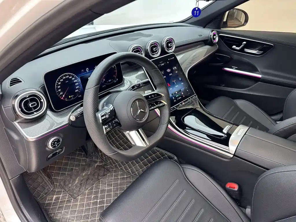 Mercedes-Benz C-Class — фото 10