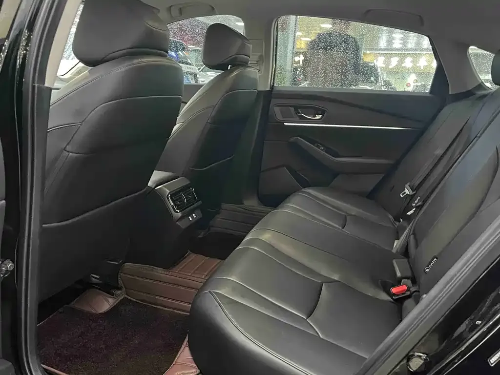 Honda Accord — фото 3