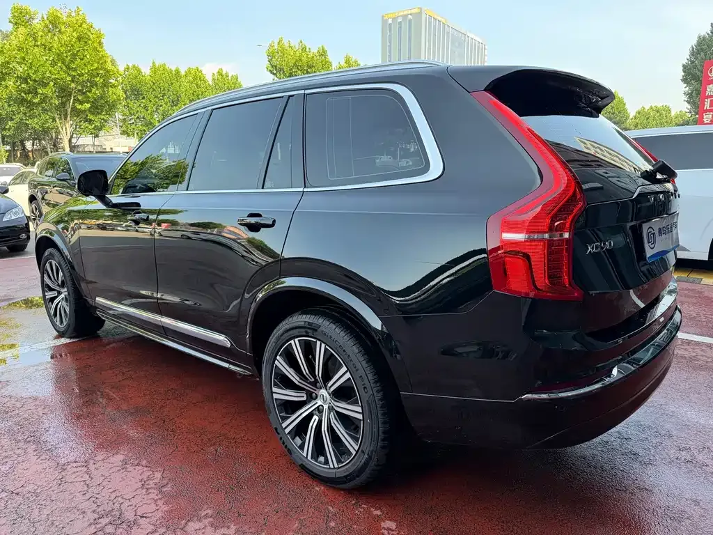 Volvo XC90 — фото 6