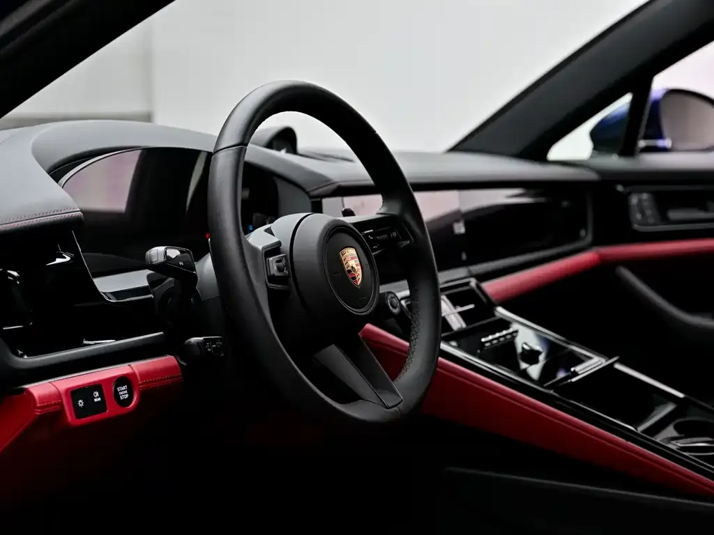 Porsche Panamera — фото 10