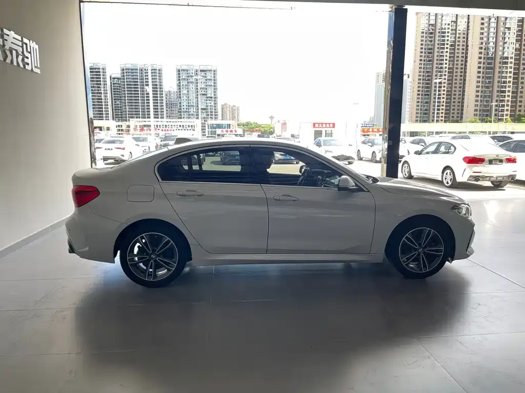BMW 1 Series — фото 10