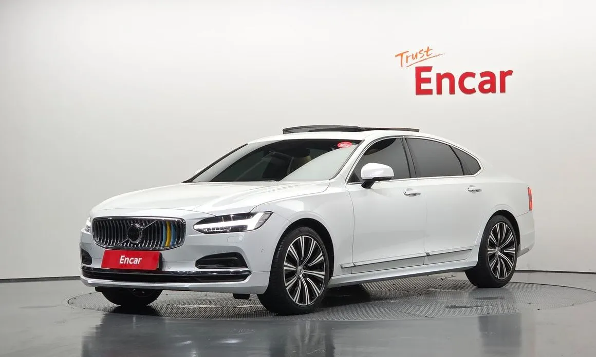 Volvo S90 — фото 1