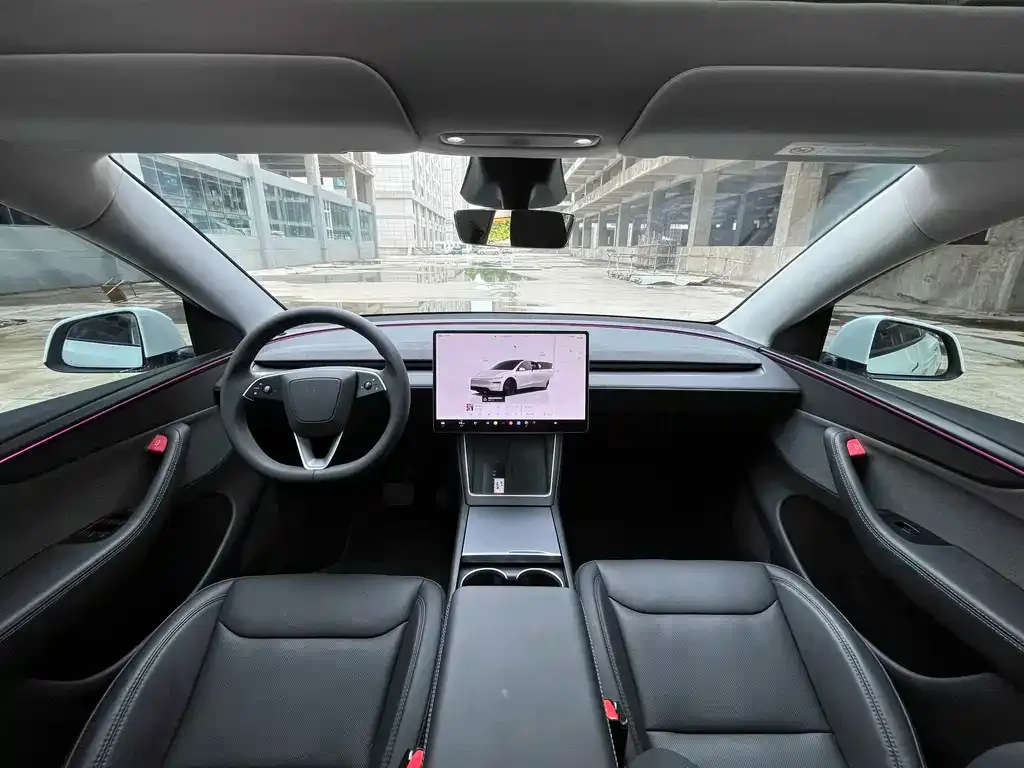Tesla Model Y — фото 4