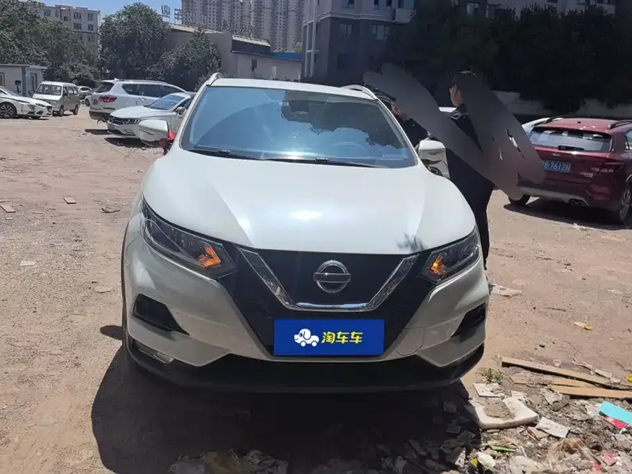 Nissan Qashqai — фото 3