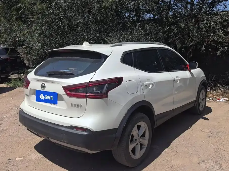 Nissan Qashqai — фото 6