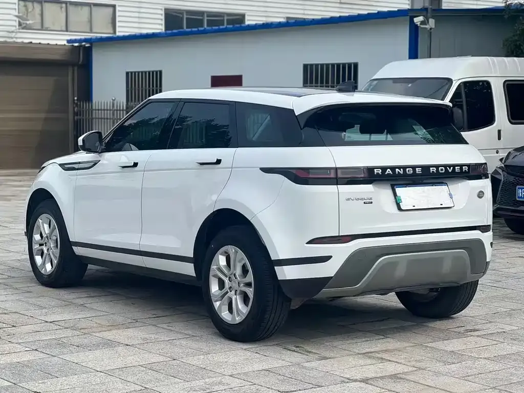 Land Rover Evoque — фото 10
