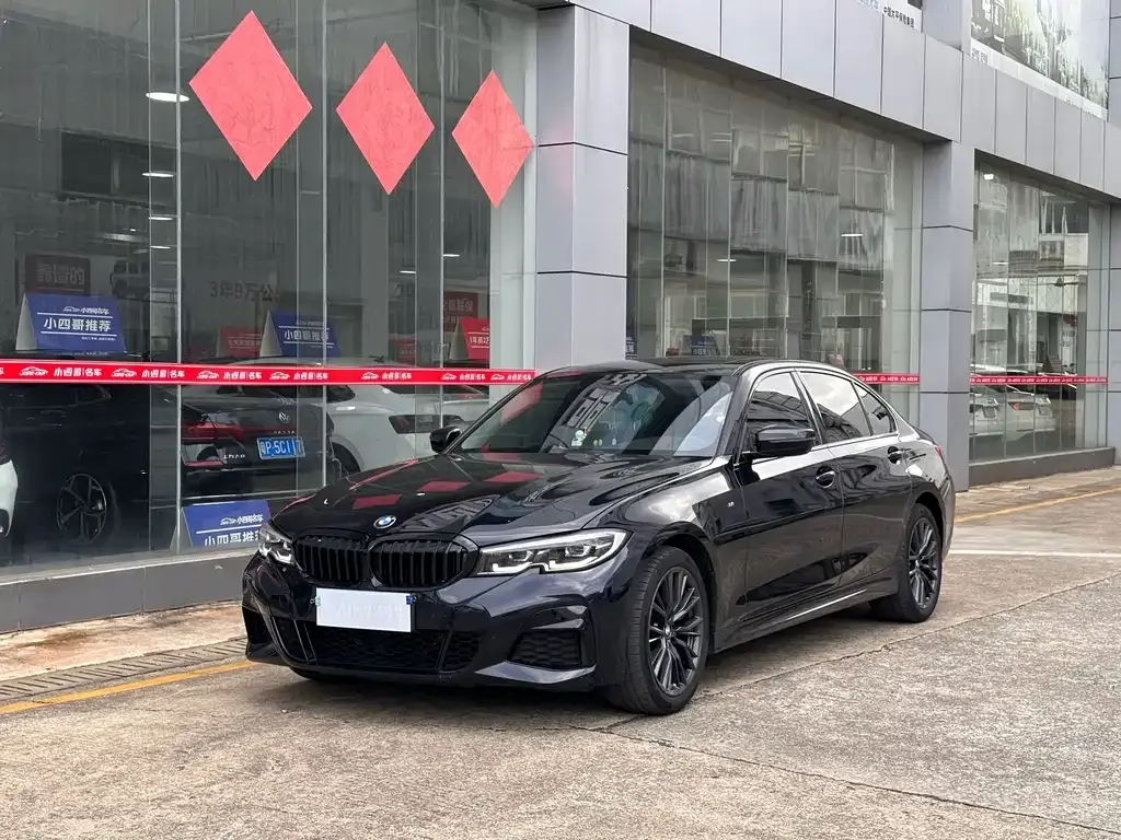 BMW 3 Series — фото 1