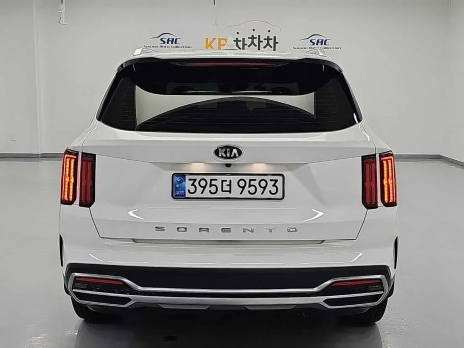 Kia Sorento — фото 4