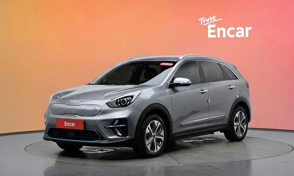 Kia Niro — фото 1