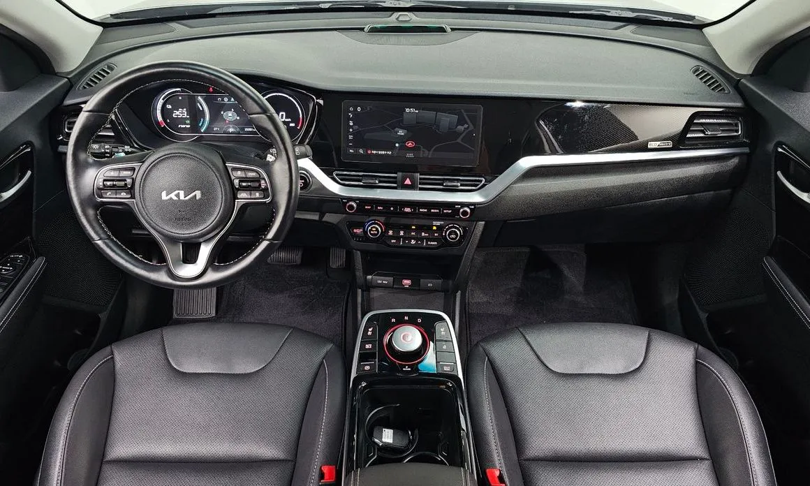 Kia Niro — фото 10