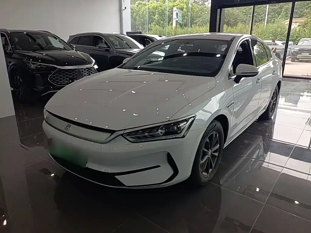 BYD Qin PLUS — фото 10