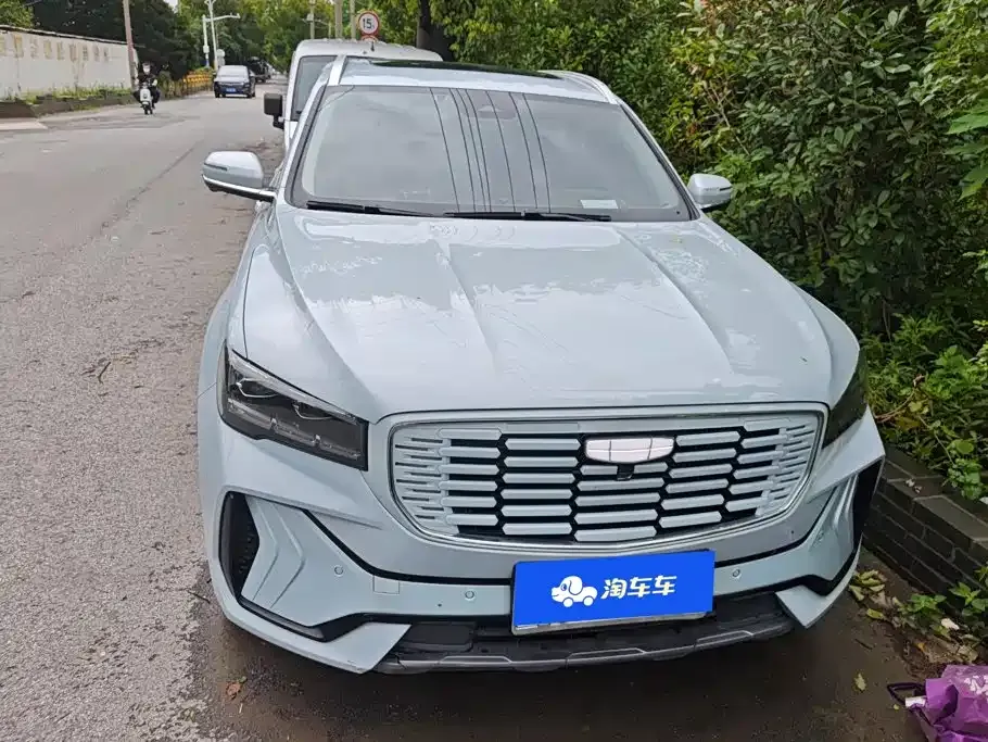 Geely Xingyue L — фото 10