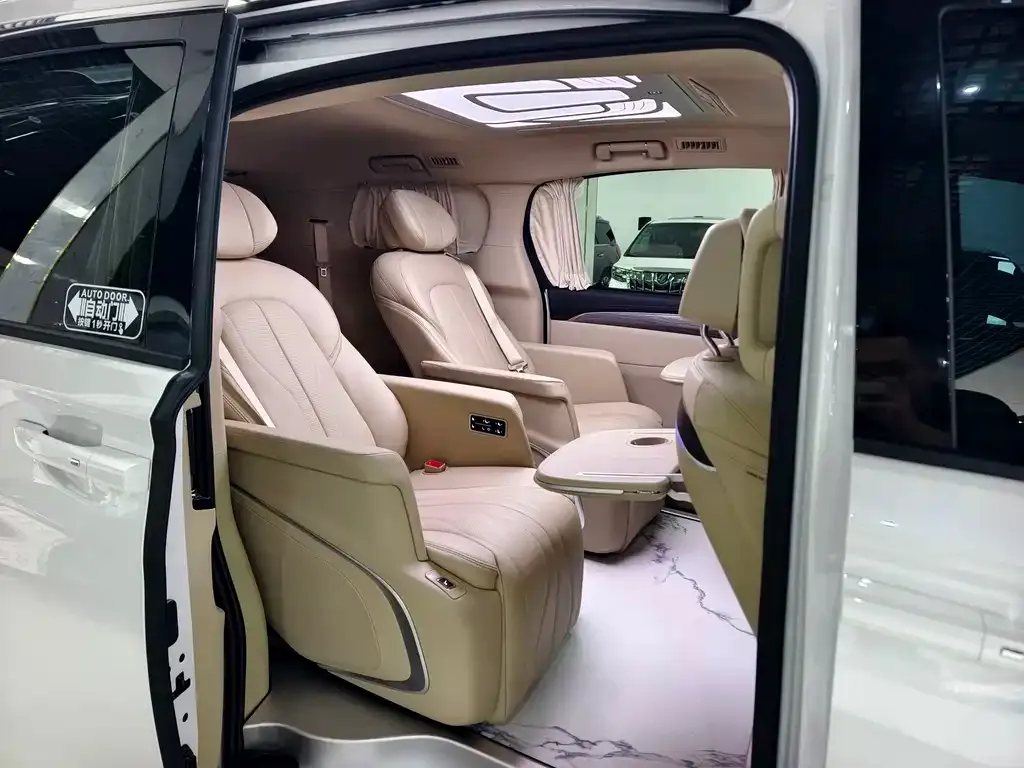 Buick GL8 Hybrid — фото 6