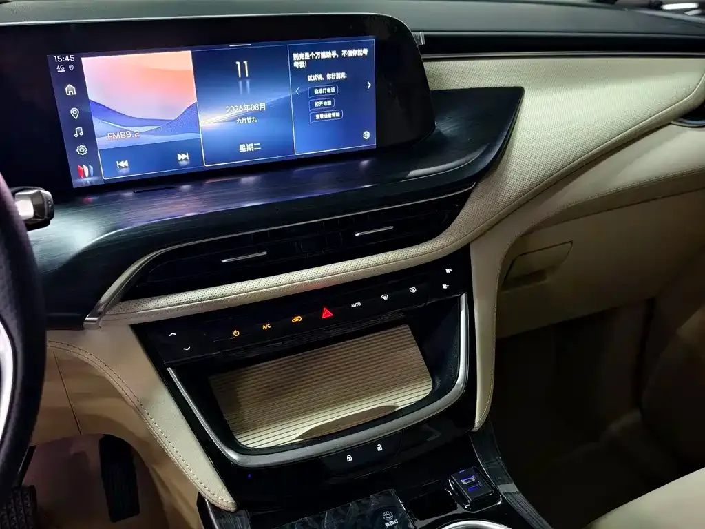 Buick GL8 Hybrid — фото 7