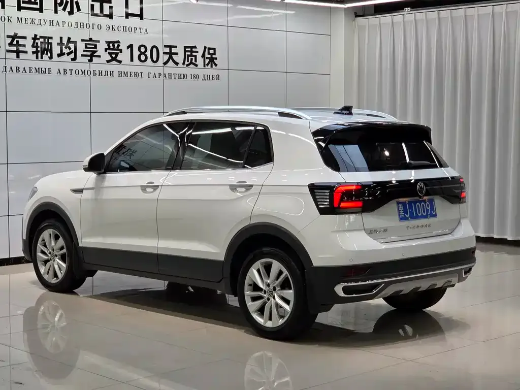 Volkswagen T-Cross — фото 8