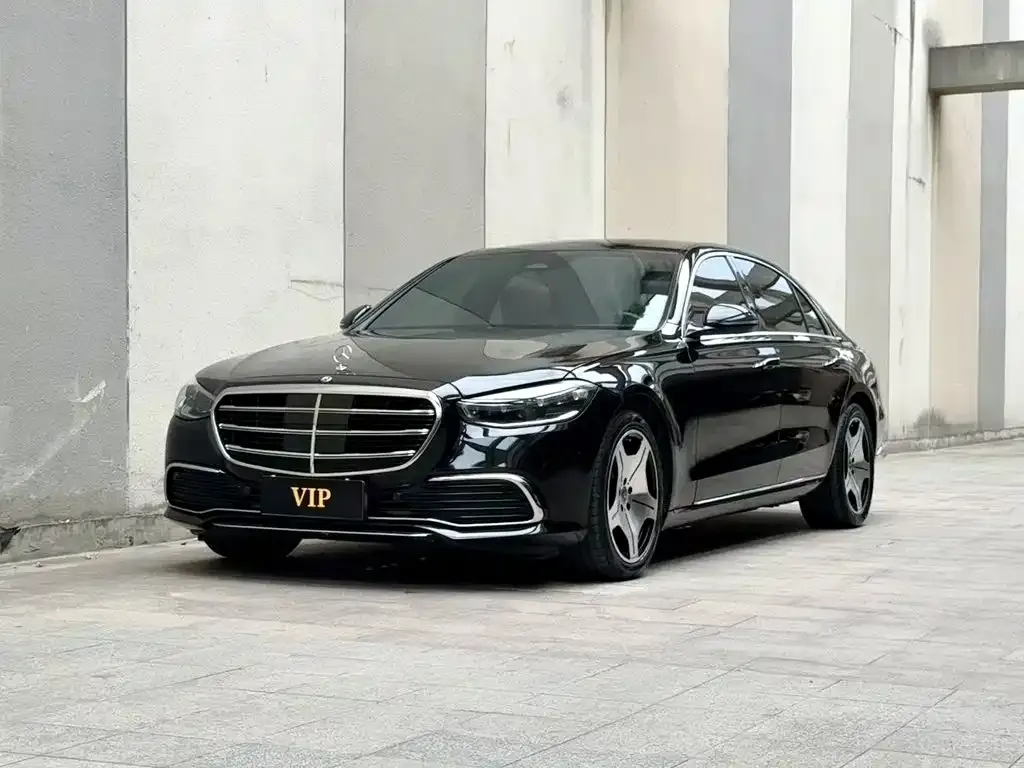 Mercedes-Benz S-Class — фото 1