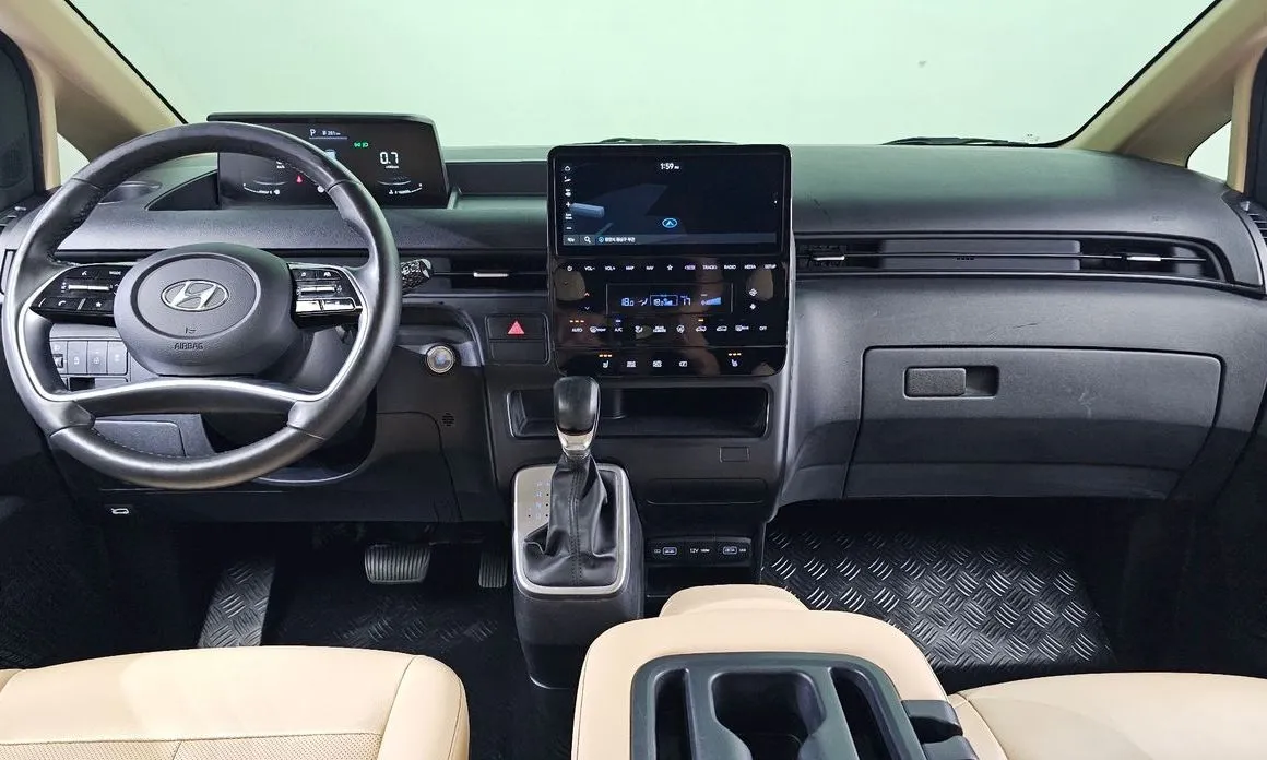 Hyundai Staria — фото 4