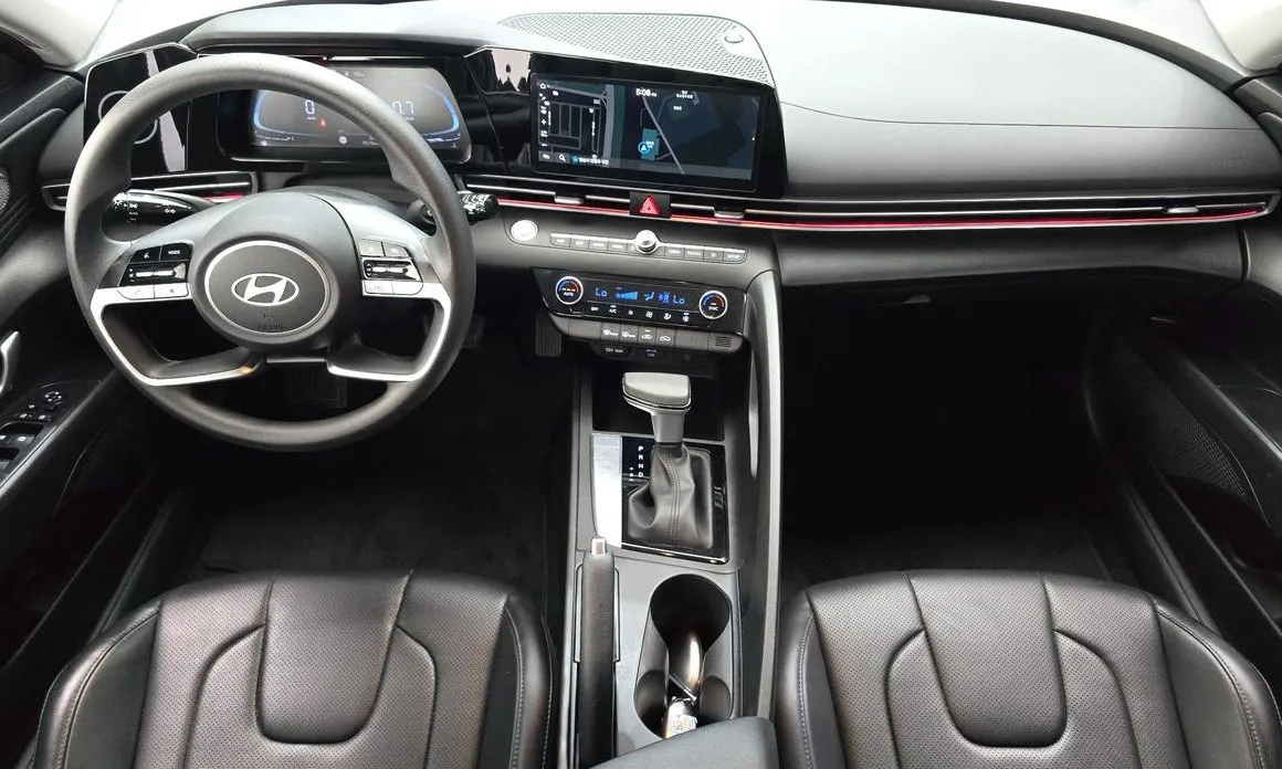Hyundai AVANTE — фото 9