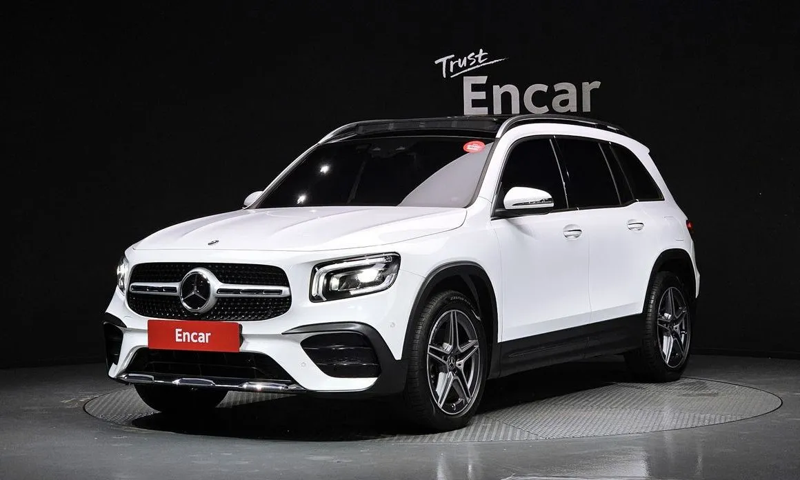 Mercedes-Benz GLB-Class — фото 1