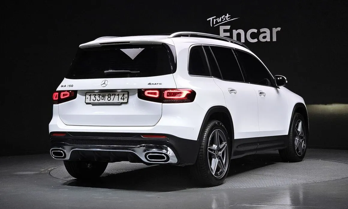 Mercedes-Benz GLB-Class — фото 2