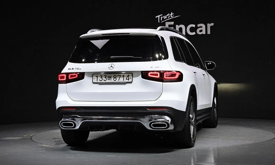 Mercedes-Benz GLB-Class — фото 8