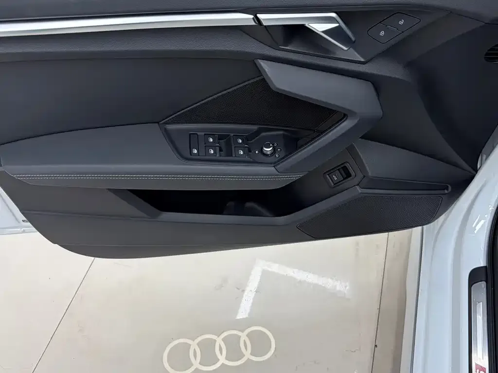Audi A3 — фото 6