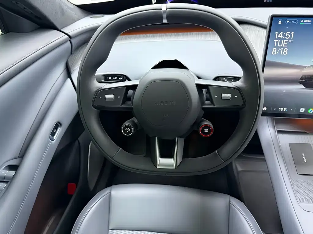 Xiaomi YU7 — фото 3