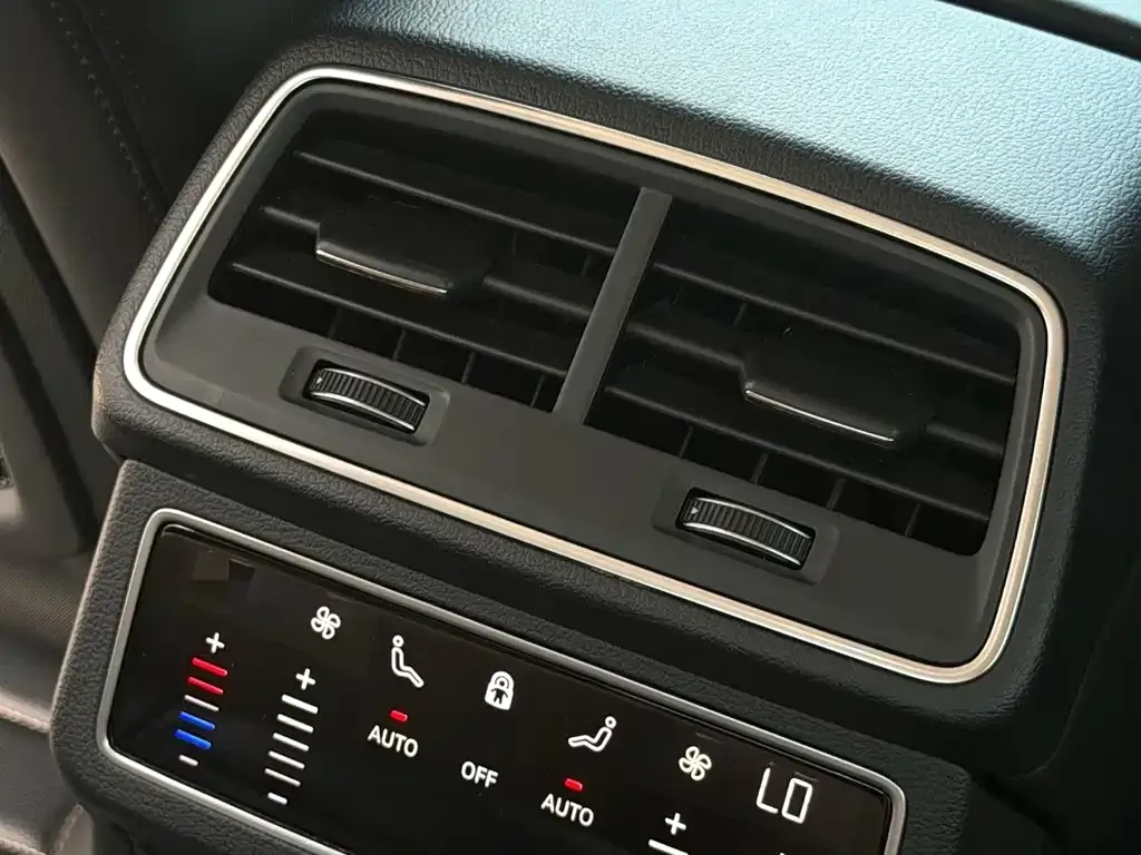 Audi A7 — фото 7